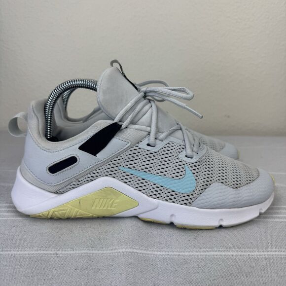 Women’s Nike Legend Essential Training Sneakers Pure Platinum Glacier Ice 8.5 - Picture 2 of 15